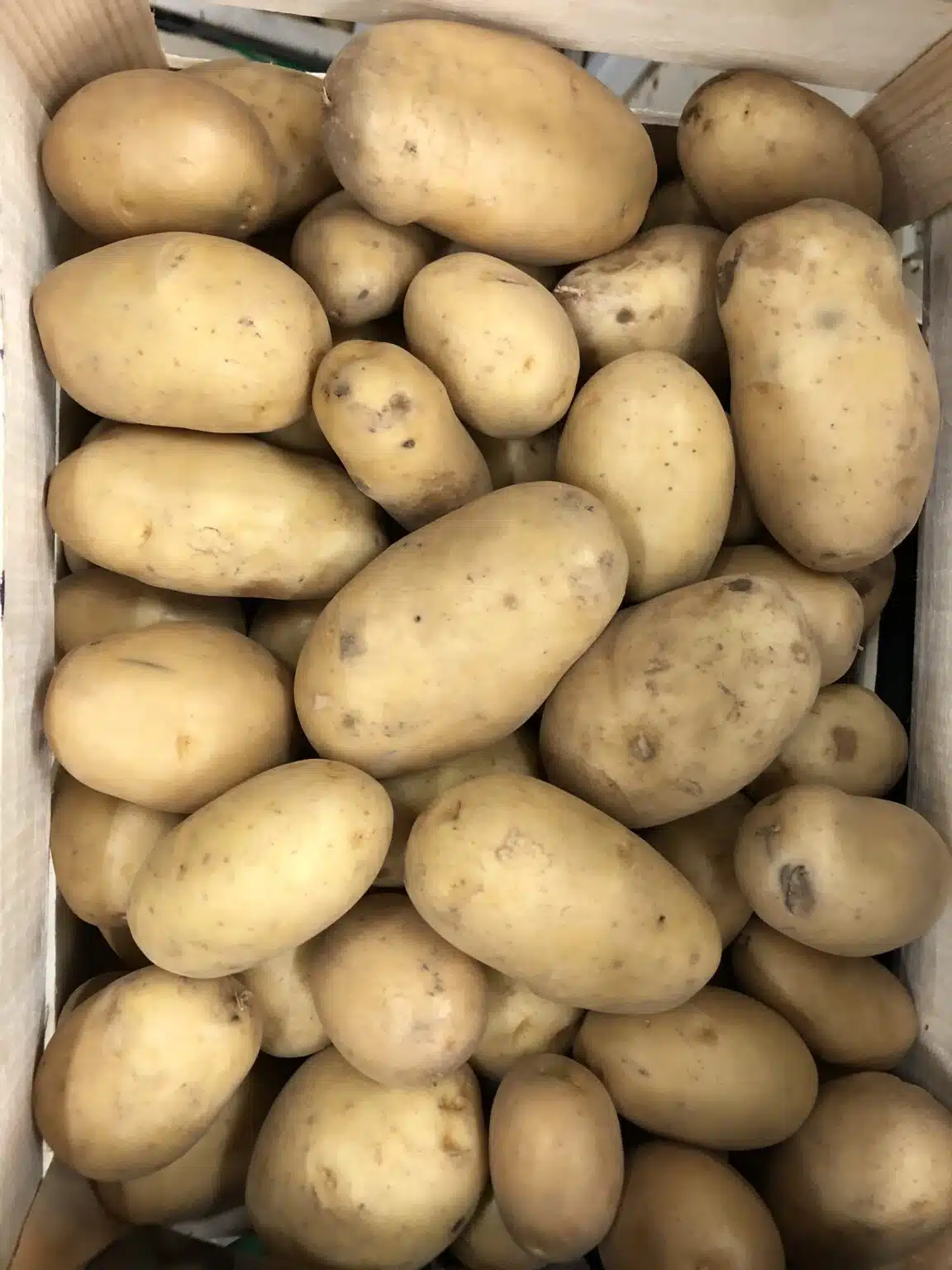 318112